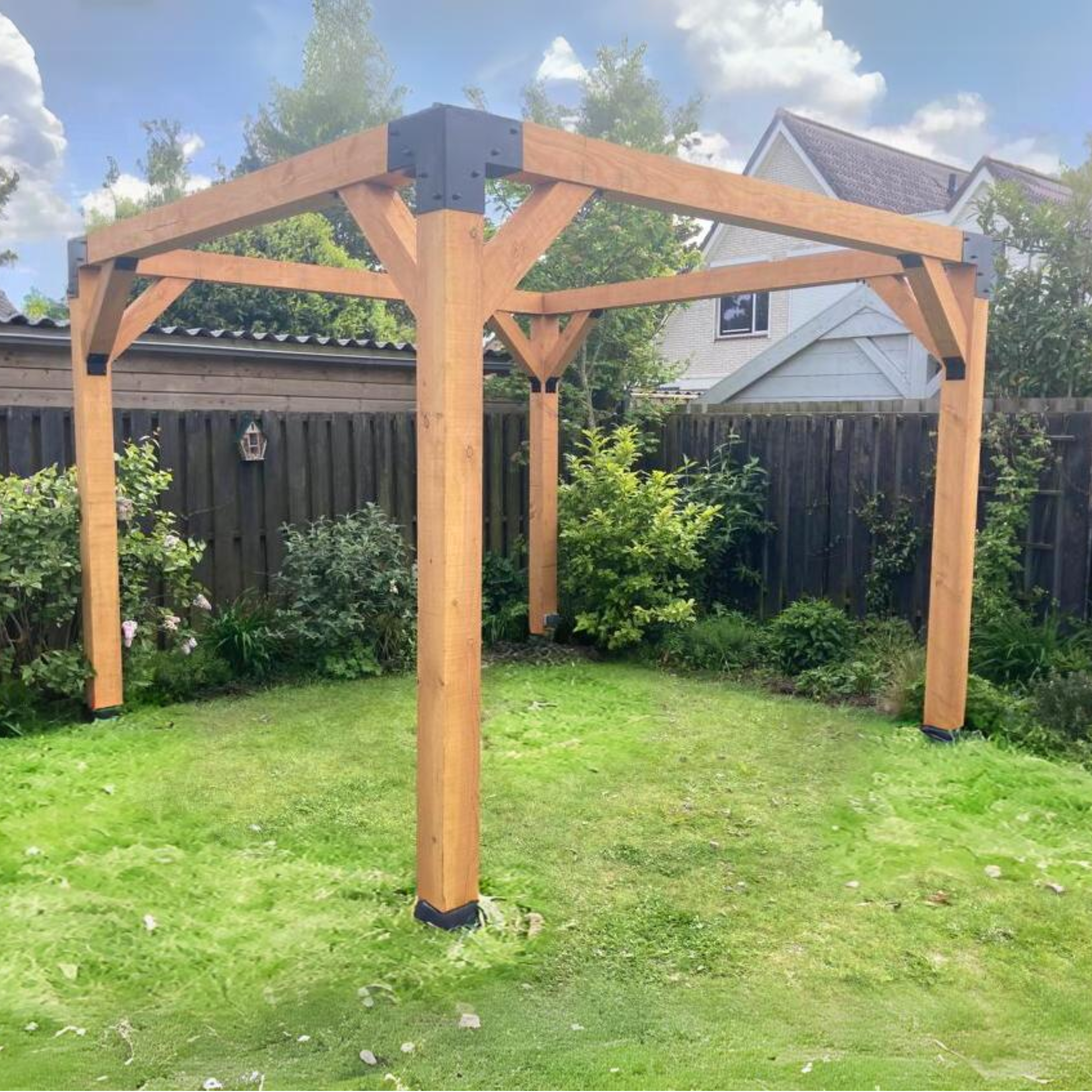 Pergola Hout Pakket | Paaldikte 15x15cm | Schaduwdoek - Rijpex